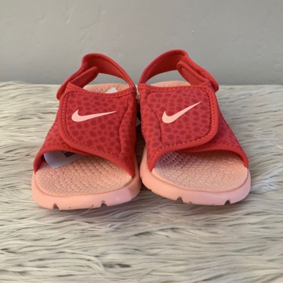 New Nike Pink Girls Sandals - Picture 2 of 5